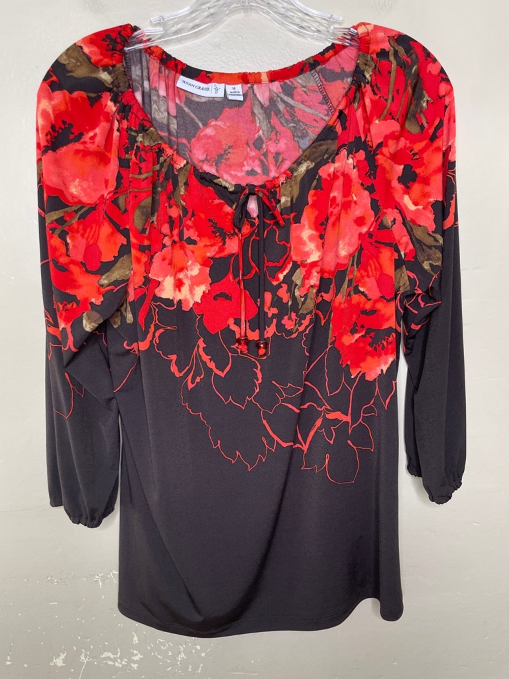 SUSAN GRAVER Black & Red Floral Peasant Blouse Liquid Knit Popover Tunic Top Md